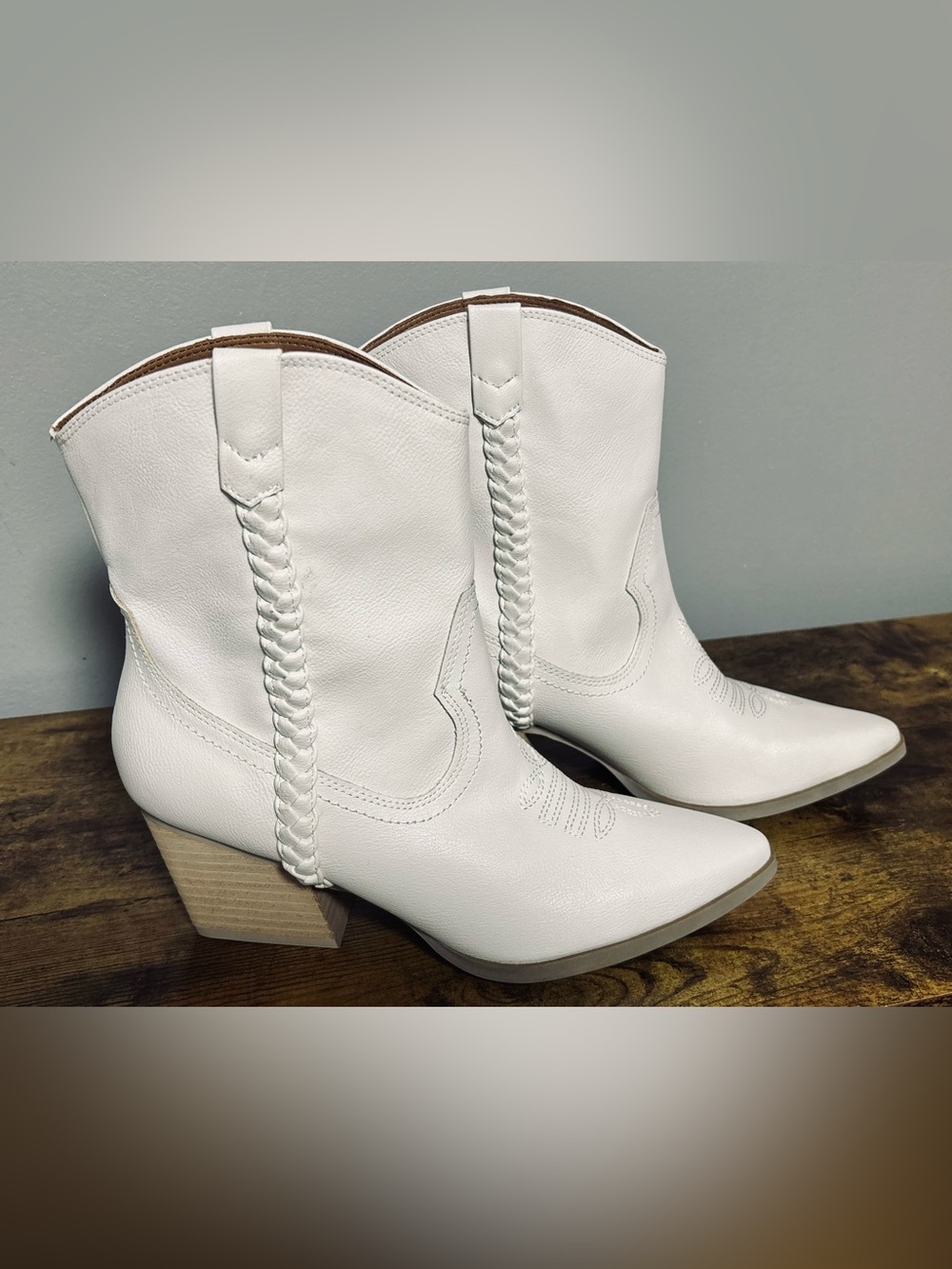 DV by Dolce Vita White Braided Country Chic Western Boots      size 9.5 *NWOT*